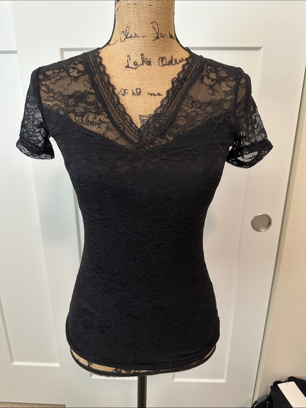 Black Lace V-Neck Short Sleeve Camisole